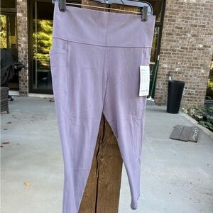 Athleta NWT Salutation Leggings 7/8.
